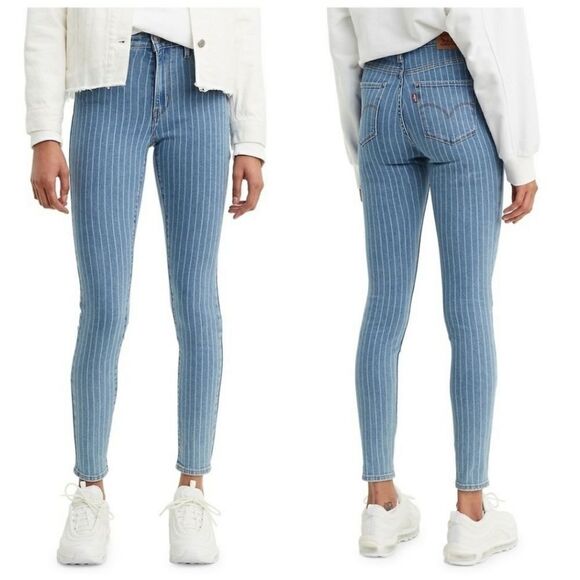 Levi's Women's High Rise Jeans - Blue and White - Picture 2 of 13
